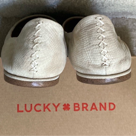 Lucky Brand Flats 11M - Picture 2 of 9